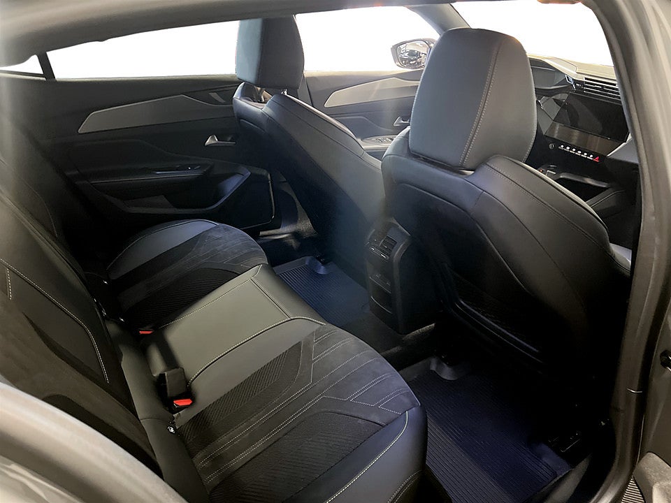 Bild på Peugeot 408 GT 1.2 PT 130hk Aut B-KAMERA CARPLAY