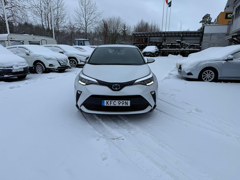 Toyota C-HR HYBRID CVT X-EDITION AUTO NAV KAM RATTVÄRME V-HJUL MOMS 