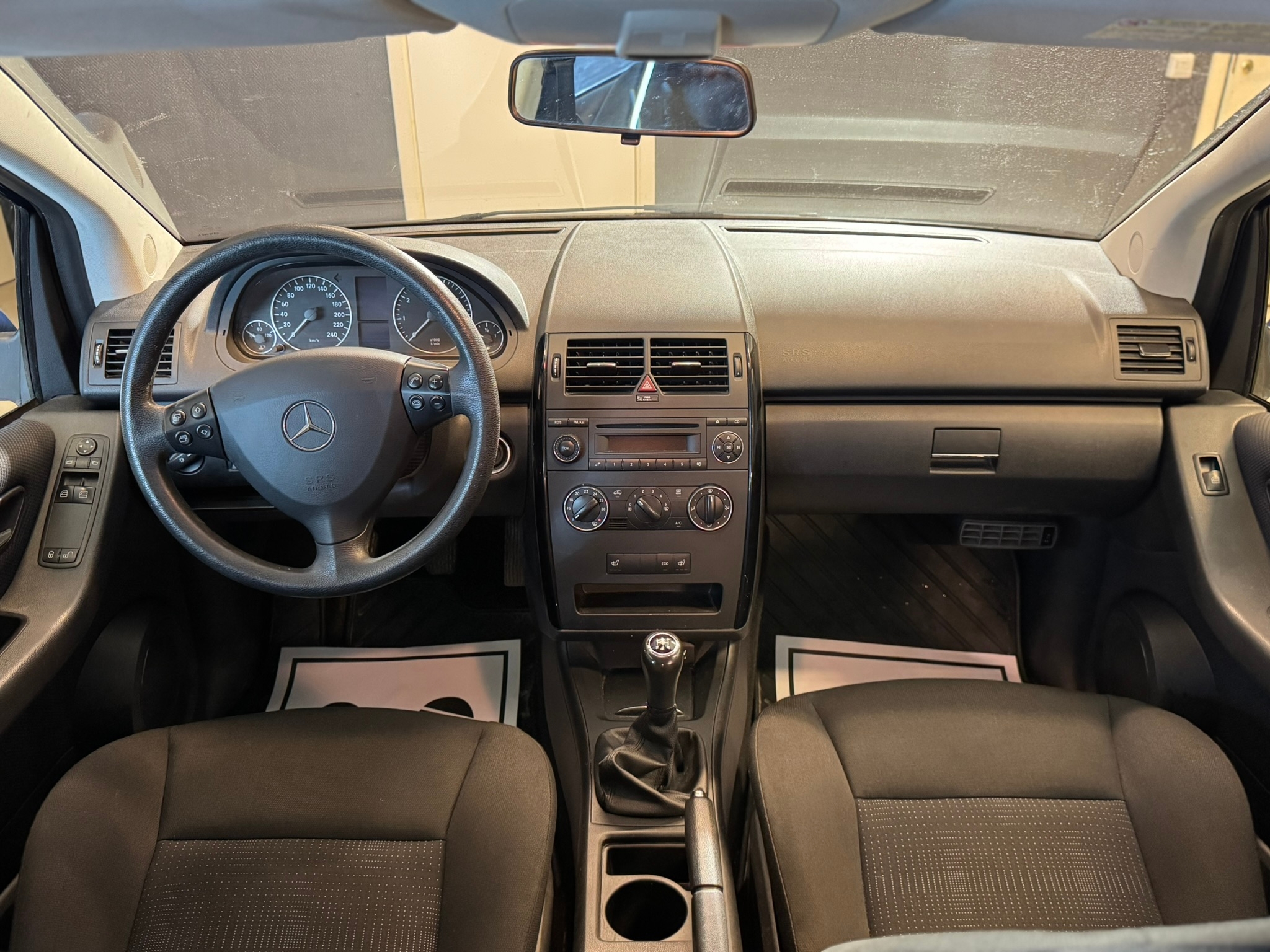 Mercedes-Benz A 160 5-dörrars Euro 5 2012, kuva 7/28