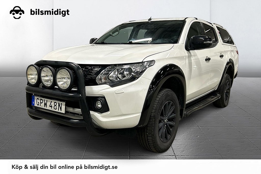 Mitsubishi L200 Dubbelhytt 2.4 DI-D 4WD Drag Kåpa Skinn Kamera MOMS 181hk