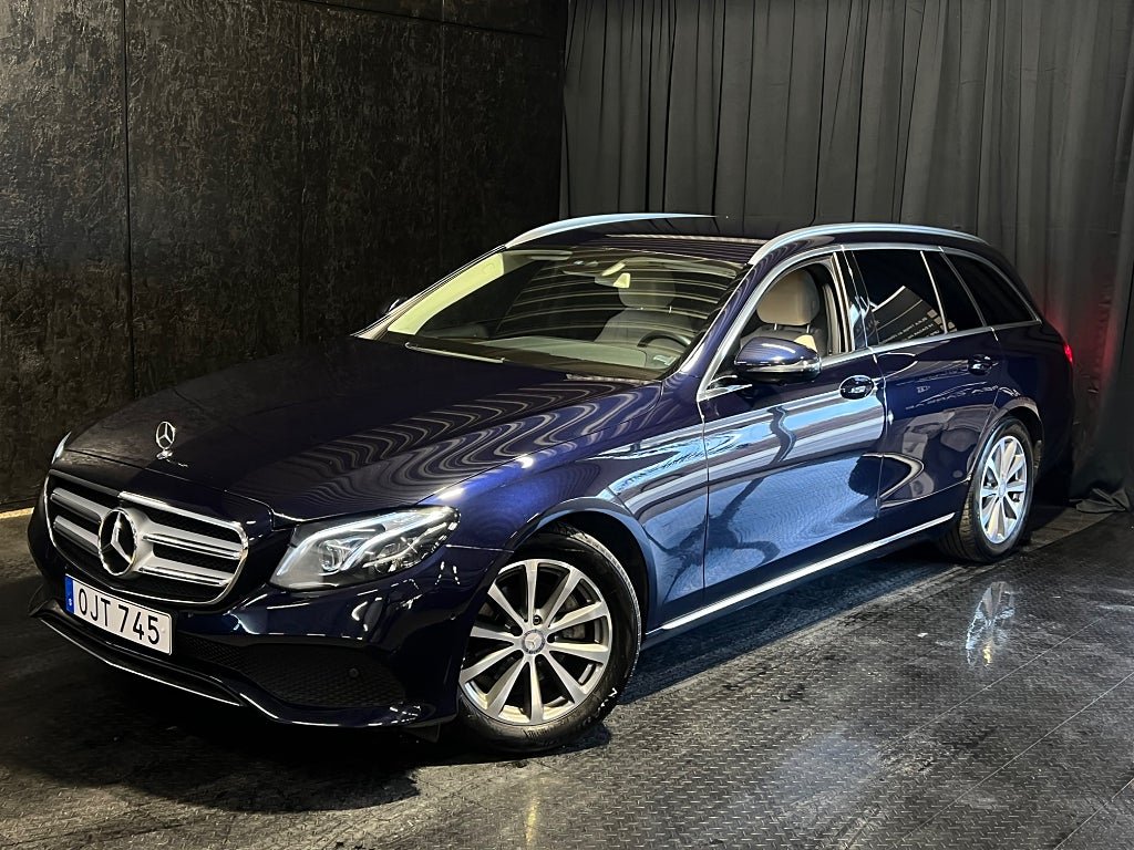 Mercedes-Benz E 220d 9G-Tronic,/Värmare/Drag/360 KAM/Ambi