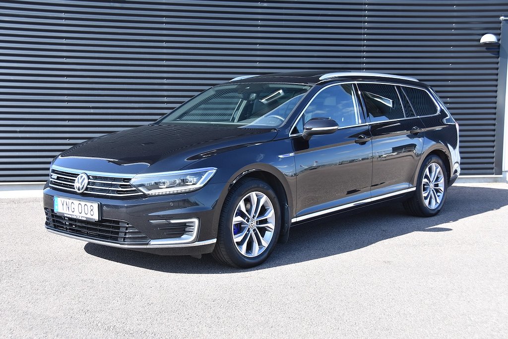 Volkswagen Passat Kombi GTE Executive, Cockpit, Panorama EU6