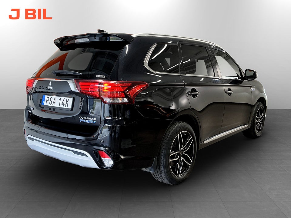 Bild på Mitsubishi Outlander PHEV 224hk Aut AWD P-SENSORER BAK