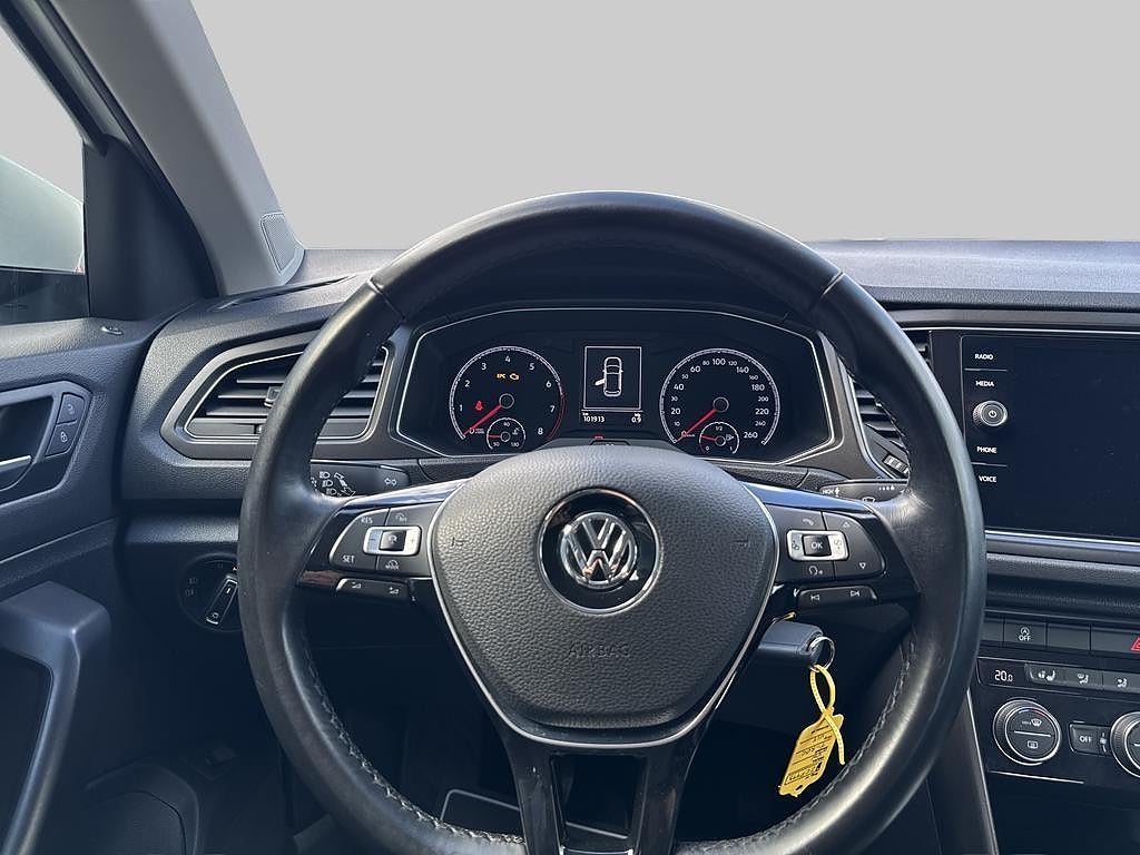 Volkswagen T-Roc 2018 - miniatyr 9