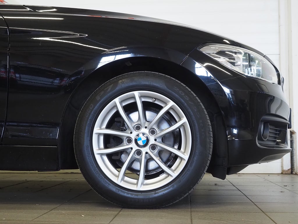 BMW 118I 5-dörrars Advantage 136hk | Bluetooth | Rattvärme | 2016