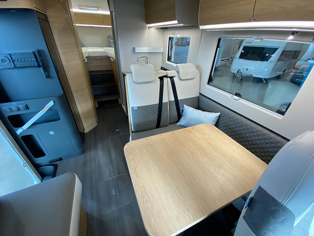 Adria Matrix 670 SL 60 Y / Vårmässa 20–22 mars – Påfyllt lager! - Adria