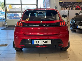 Peugeot 208 1.2 PureTech Allure Mvärmare/B-kamera/Kamrembytt