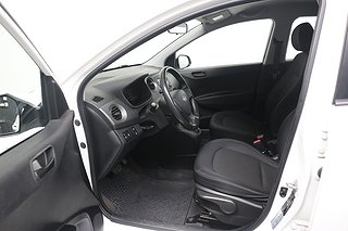 Halvkombi Hyundai i10 6 av 9