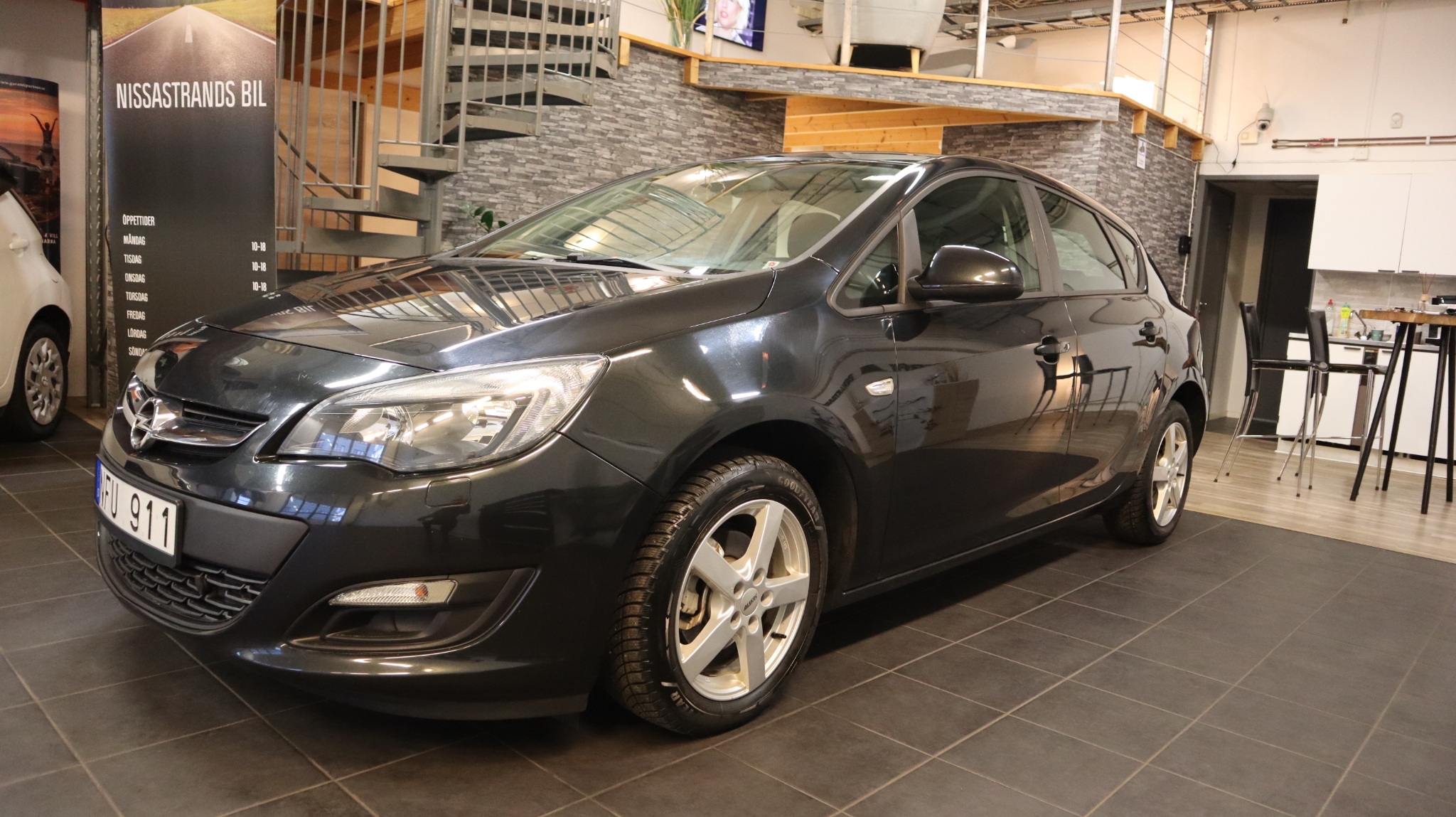 Opel Astra 2.0 CDTI AUTOMAT 2013, bild 7/32