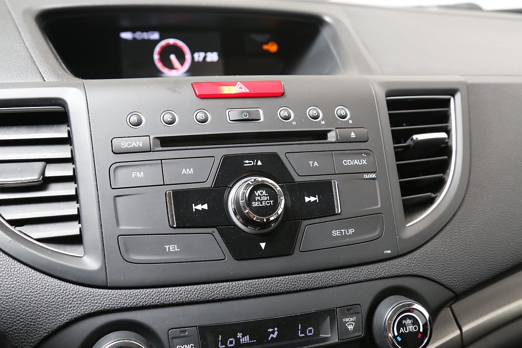 Honda CR-V 2,0 i-VTEC 155hk Elegance AWD Aut Extraljus Motorv Drag 2014