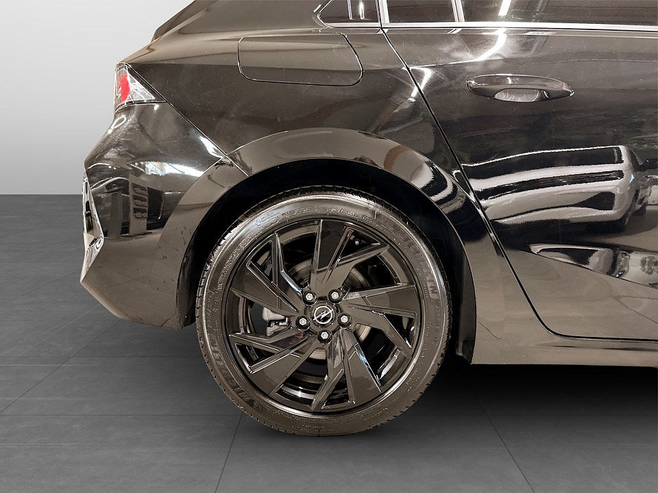 Bild på Opel Astra 5D GS 1.2 PT 1.2 130hk Aut - 360-KAMERA, CARPLAY