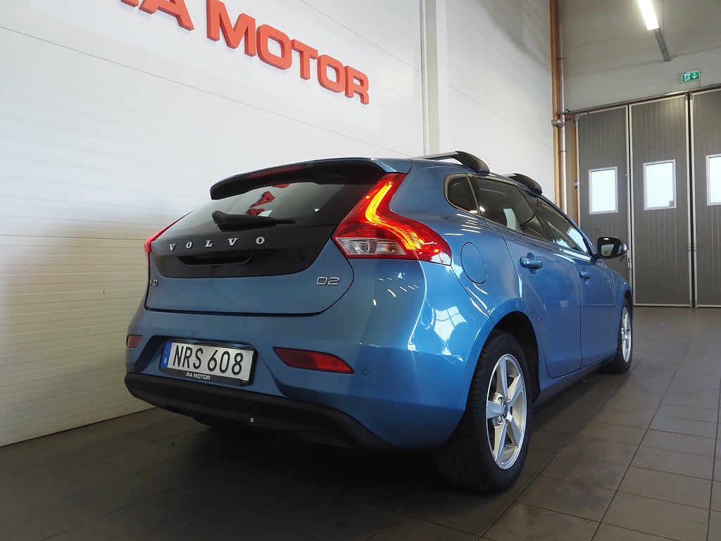 Volvo V40 D2 115hk Your Kinetic | D-värm | 2015