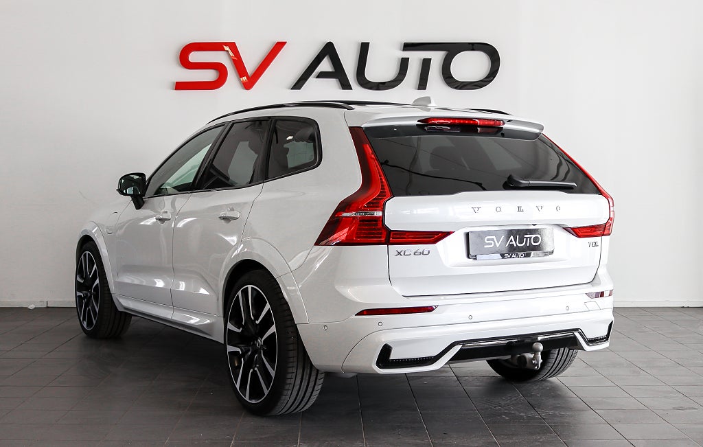 Volvo XC60 Recharge T8 AWD Ultra Dark B&W Pano Drag MOMS