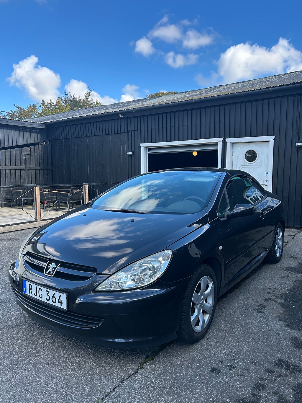 Peugeot 307 CC 1.6,nybesiktad, låga mil