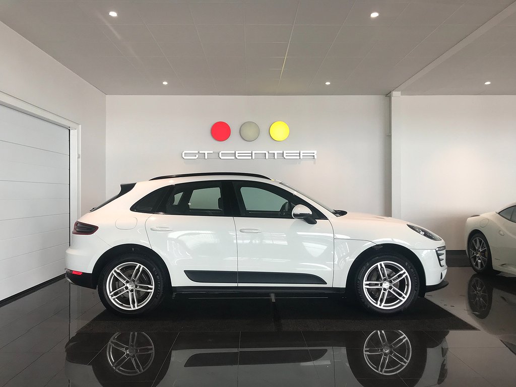 Porsche Macan PDK PASM Värmare Turbo fälg 252hk