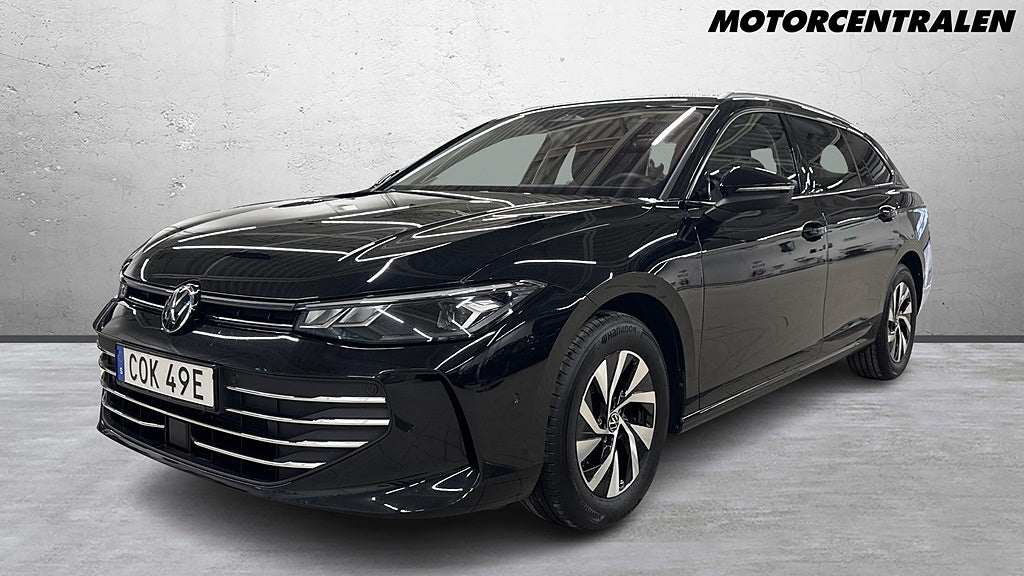 Volkswagen Passat Sportscombi BUSINESS 1.5 TSI 150 ACT DSG7 Drag/Värmare/navi...