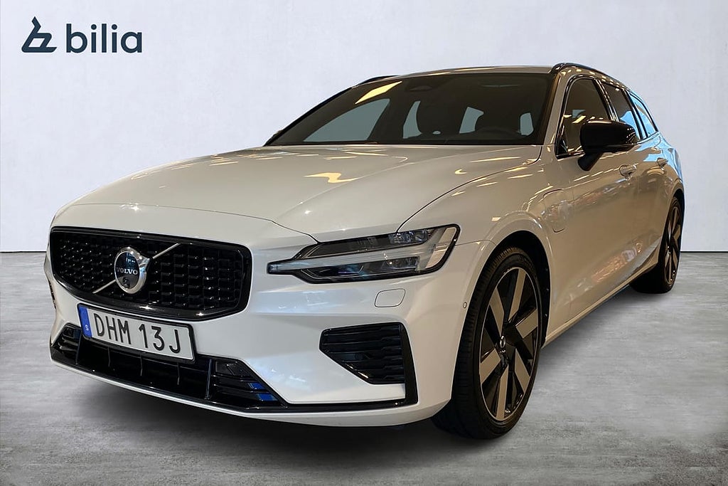 Volvo V60 Recharge T8 Ultimate Dark