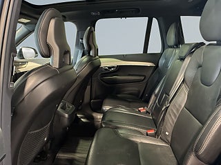 Volvo XC90 7sits B5 AWD R-Design Värmare HuD Pano Skinn H/K S&V – bild 11
