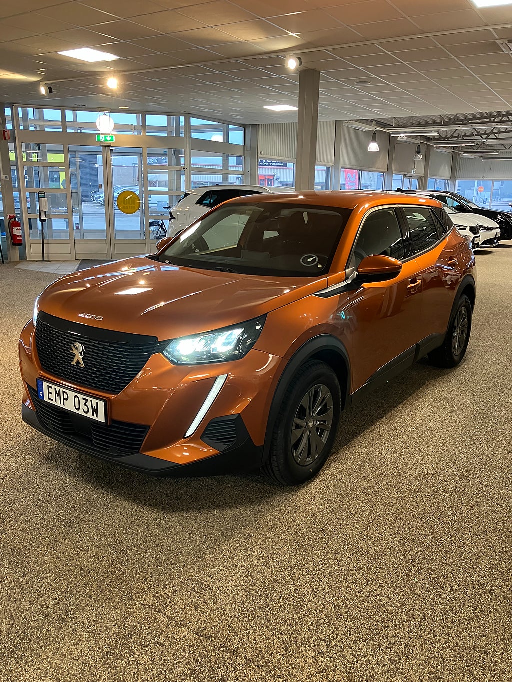 Peugeot 2008 130HK Automat Backsensorer Carplay 