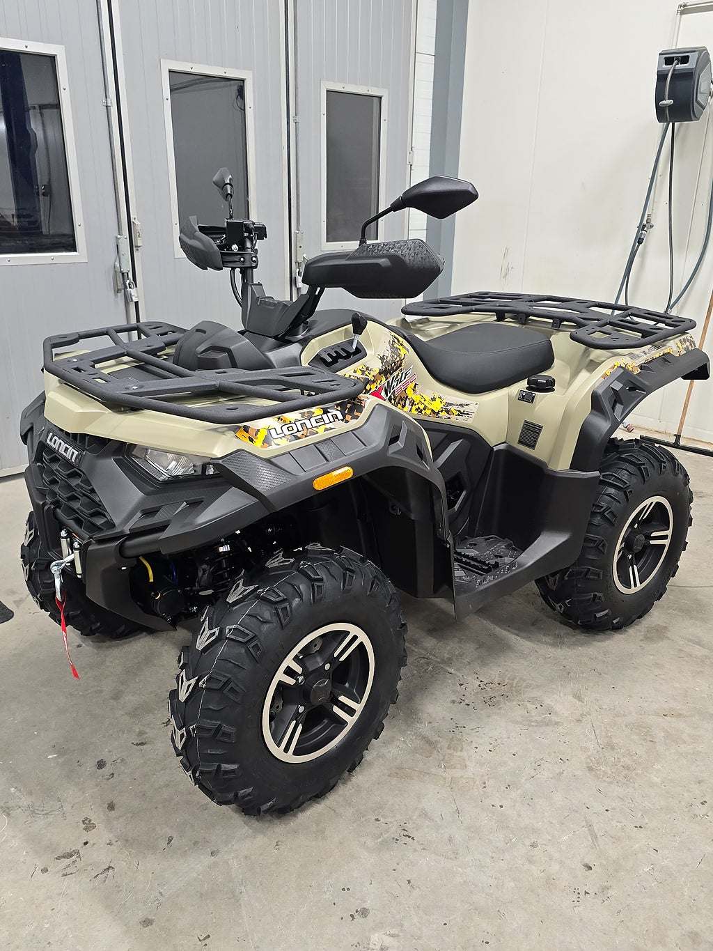 Loncin Xwolf 550  Traktor B | EPS | Vinsch | Plogkampanj