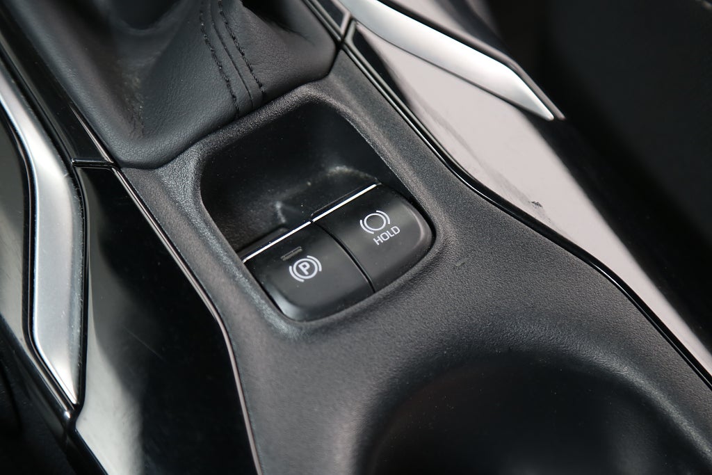 Toyota Corolla Touring Sports Hybrid e-CVT 122hk Style Motorvärmare 2020