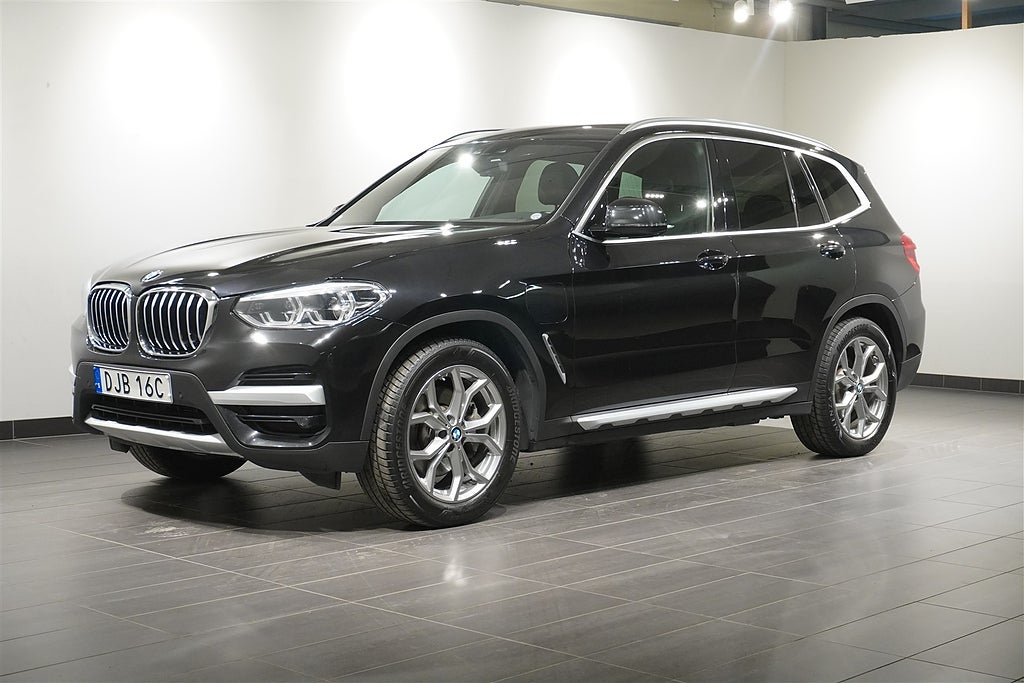 BMW X3 xDrive30e 3,65% ränta xLine Drag HiFi LED Sportstol