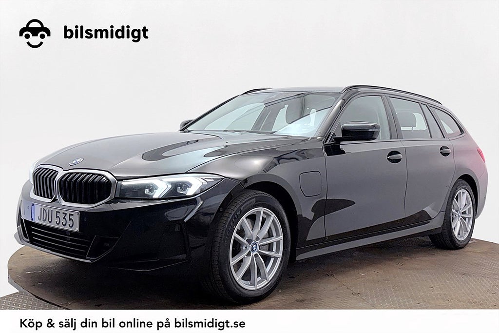 BMW 330e xDrive Touring Drag Widescreen Navi Kamera Cockpit P-Klima