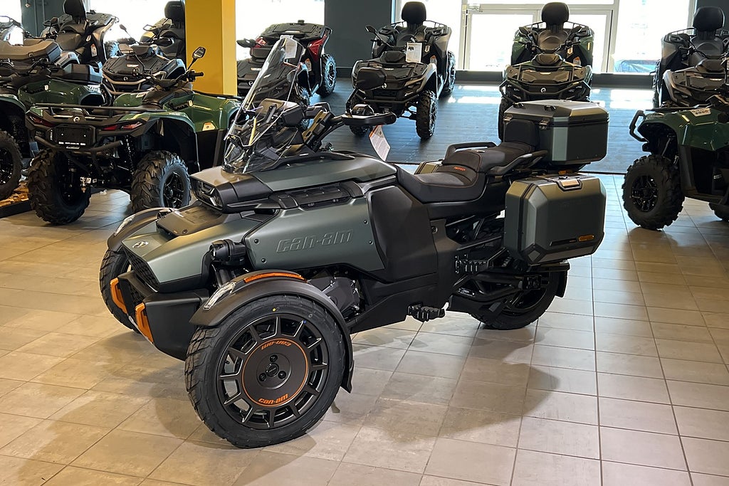 Can-Am Canyon REDROCK *40.000:- Rabatt*