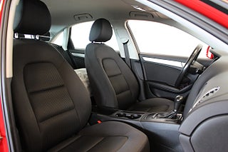 Sedan Audi A4 8 av 13