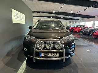 SUV Toyota RAV4 2 av 12