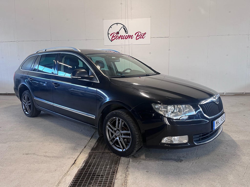 Skoda Superb Kombi 2.0 TDI 4x4 Elegance Euro 5 Nybesiktigad.