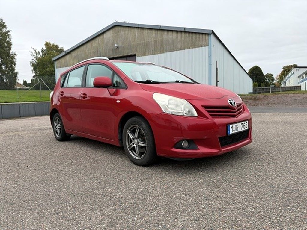 Toyota Verso 2.0 D-4D Manuell, 126hk