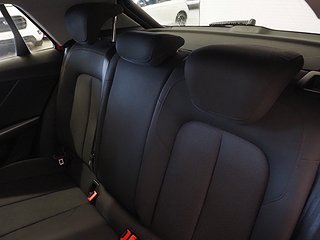 Kombi Audi Q2 16 av 21