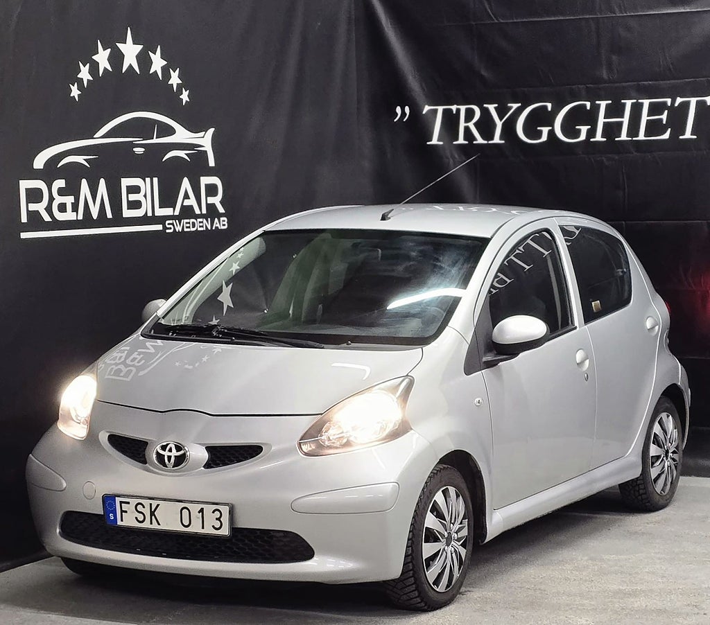 Toyota Aygo Få-ägare, Snål, 68HK, Ny Serv/Bes!!!