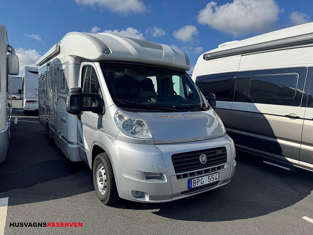 Adria Coral S 680 ST