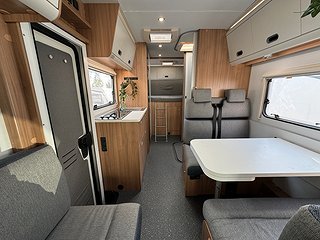 Husbil-alkov Sun Living A75 DP 5 av 22