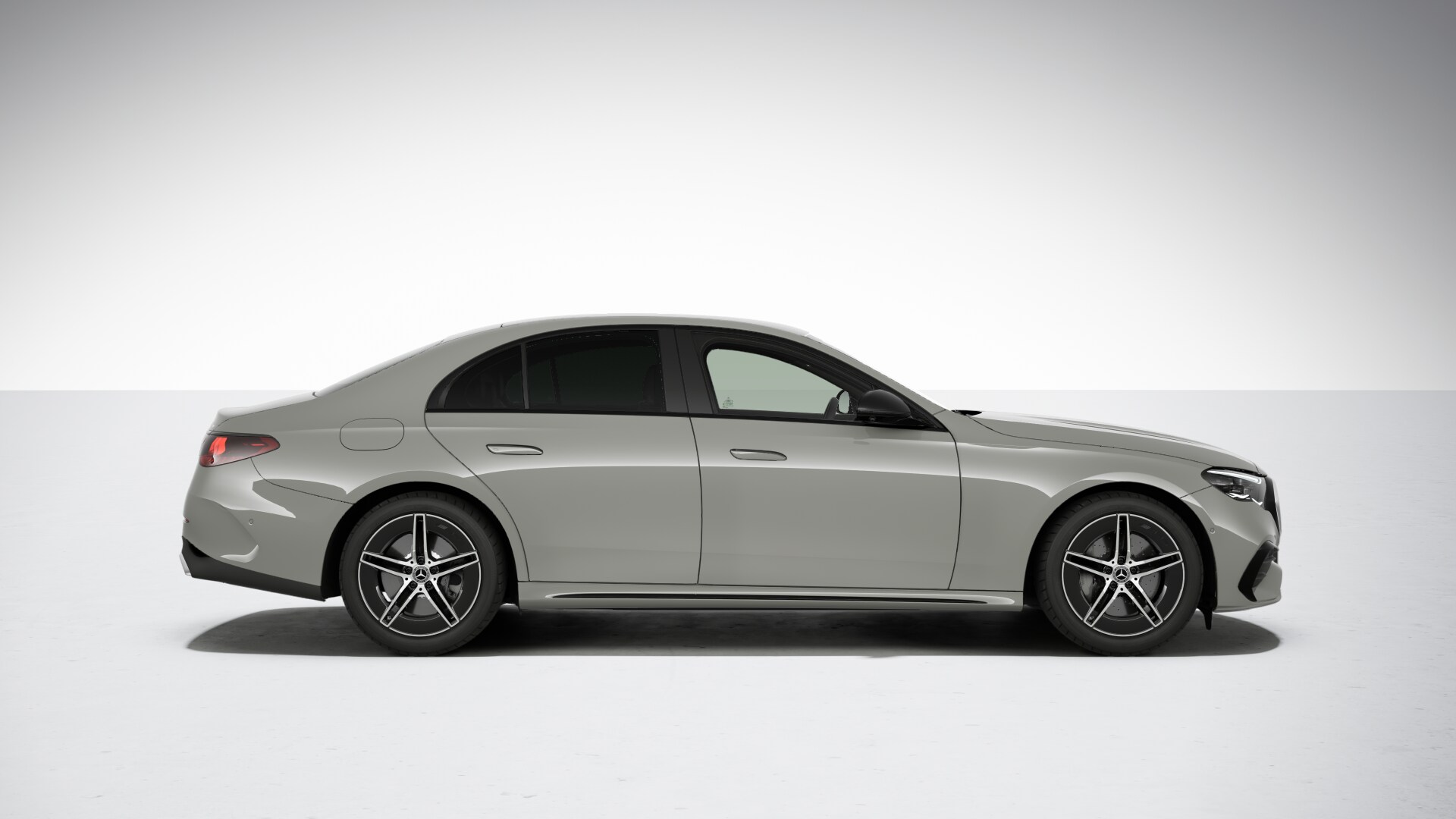 Mercedes-Benz E 300de 4M Sedan 140th An 2027, bild 2/10