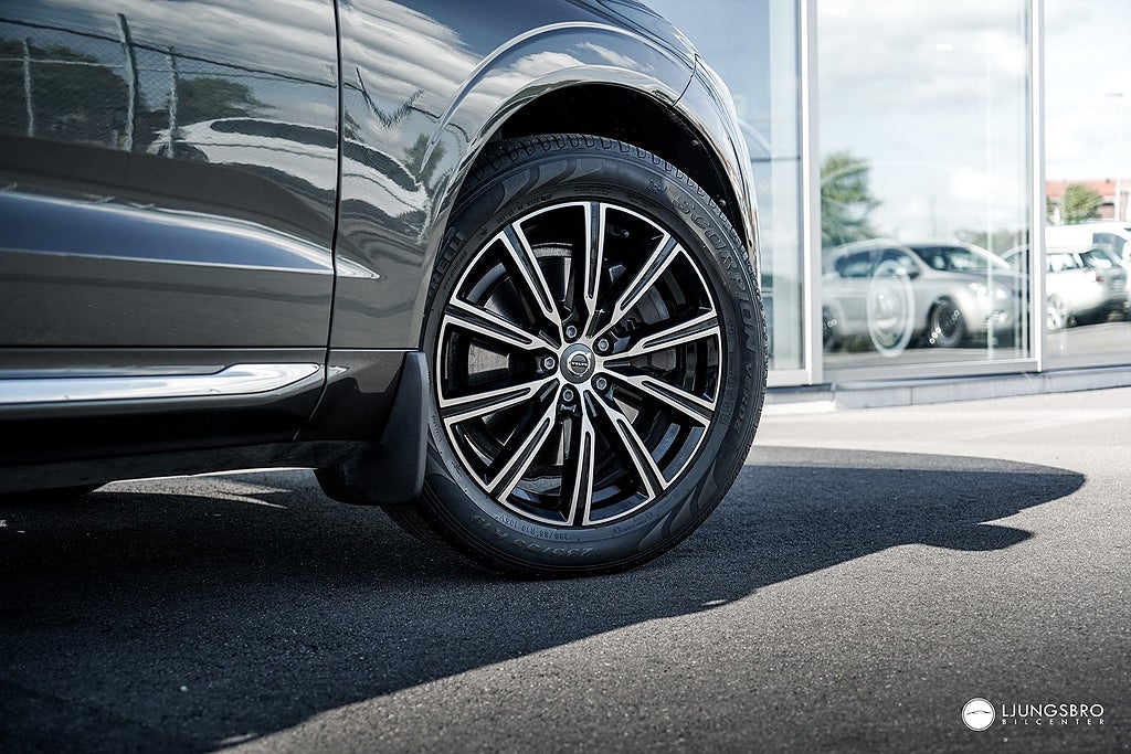 Volvo XC60 2018 - miniatyr 3