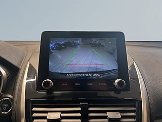 Mitsubishi Eclipse Cross PLUG-IN 2.4 S-AWC Fleet Edition MOMS Kamera Värmare S&V – bild 15