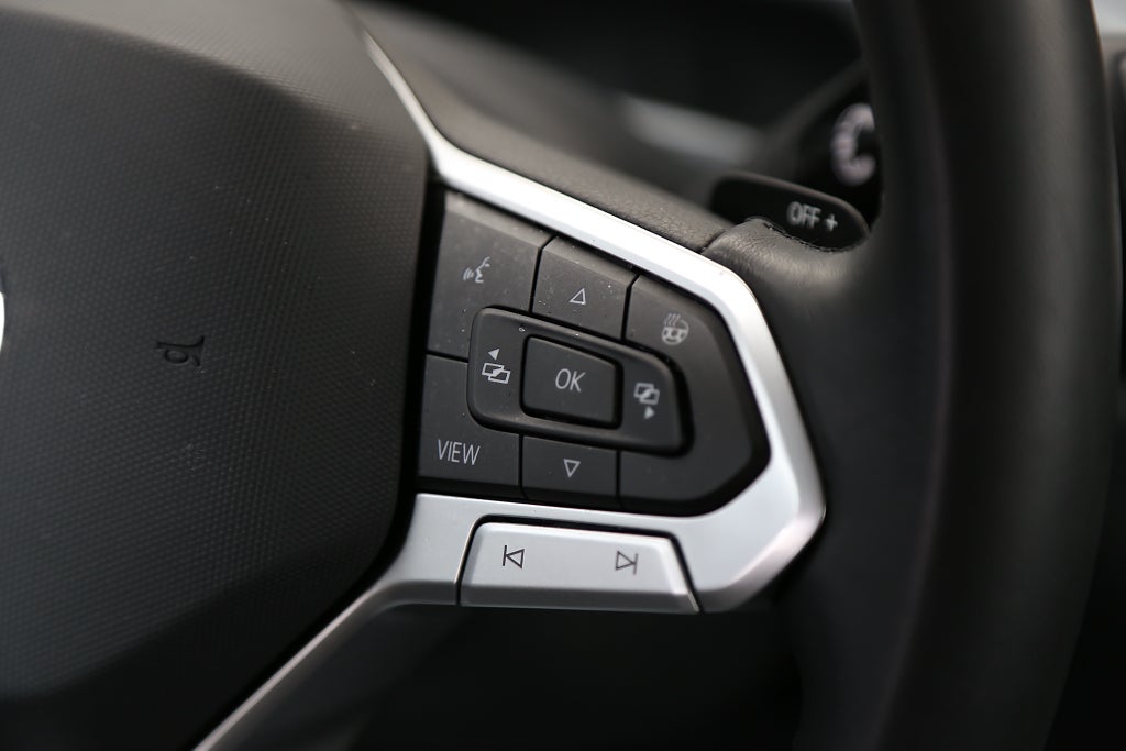 Volkswagen Tiguan 1,5 eTSI Life EDT Aut Värmare Drag Leasbar 2025