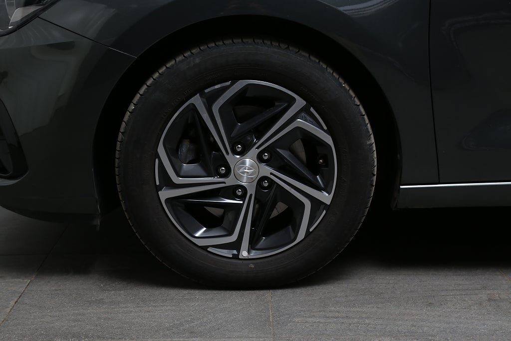 Hyundai i30 1,0 T-GDi 120hk MHEV Essential Kombi Aut 2022