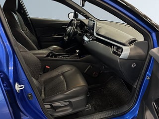 Toyota C-HR Hybrid CVTX-Edition S&V-Hjul/M/KVärmare/Skinn/Kamera/BT – bild 10
