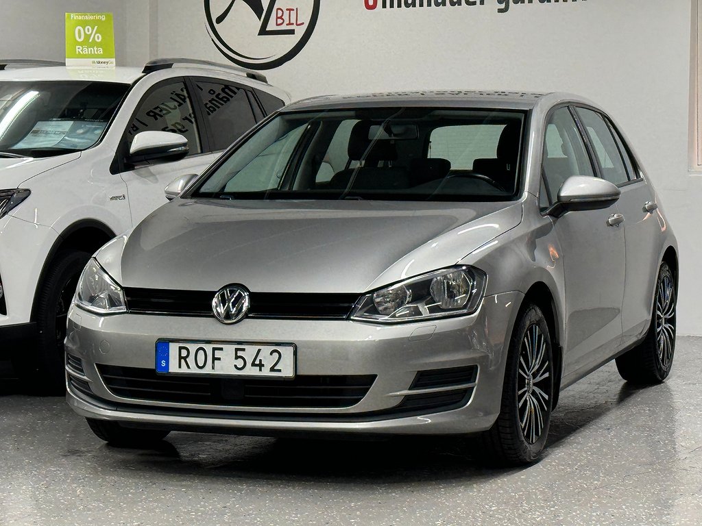 Volkswagen Golf 5 DÖR 1.2 (RESERVERAT) 2ÄG  Bakkamera carplay S&V