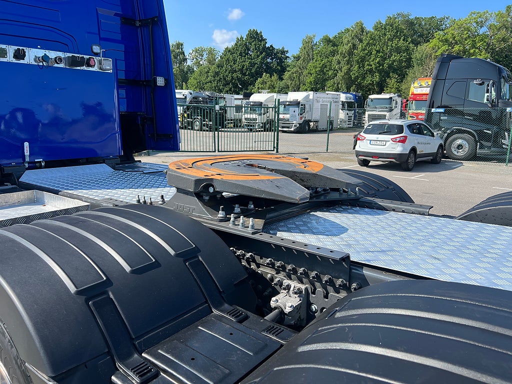 Volvo FH13 540 6x4 Dragbil Lyftbar Tandem Axel, Hydraulik, Fullutrust.