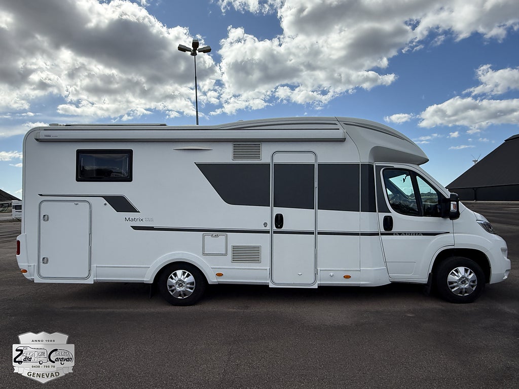 Adria MATRIX M 670 SC *B-körkort, AC, solcell* 