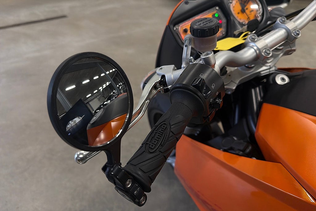 KTM 990-superduke K.T.M. 990 SUPERDUKE, 3 brukare, LÅG MIL