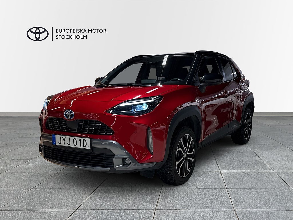 Toyota Yaris Cross 1.5 HSD AWD Adventure JBL Plus Bi-Tone / V-hjul
