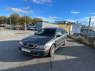 Volvo V40 T4