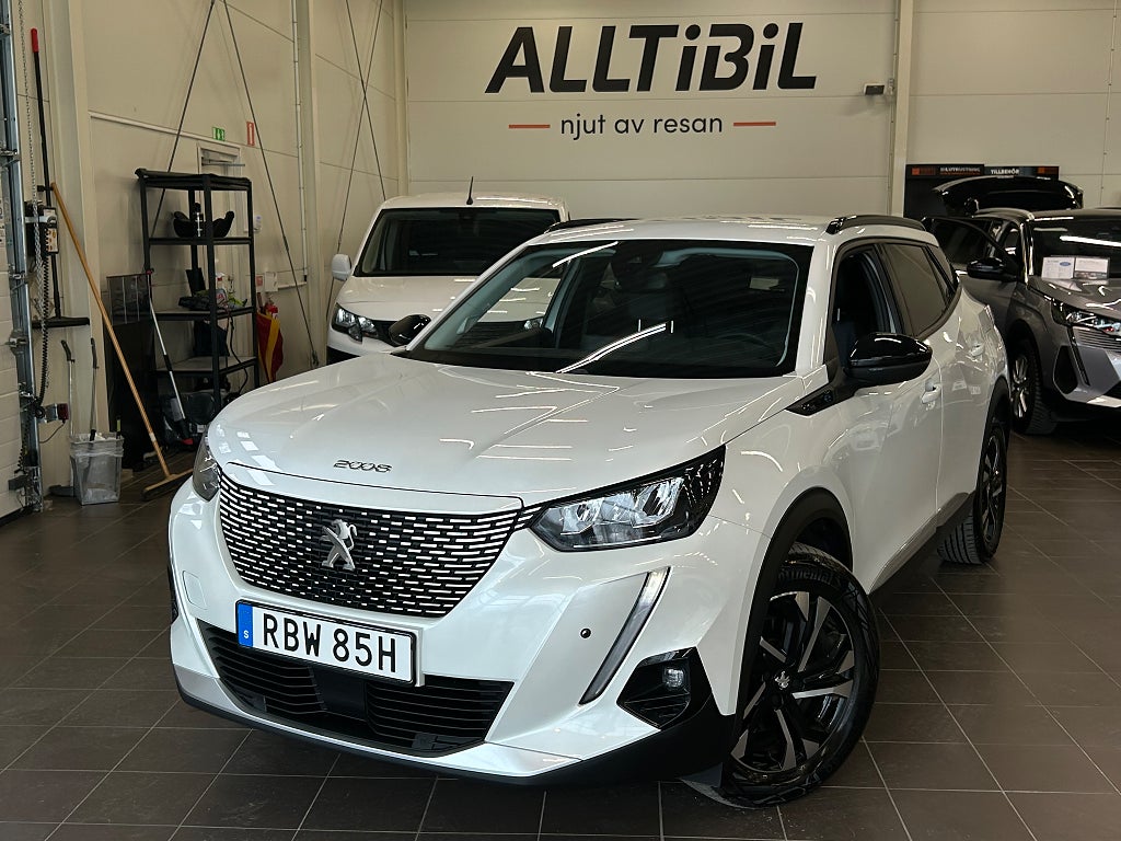 Peugeot E-2008 ALLURE PACK 50kWh Kamera/Carplay/MOMS