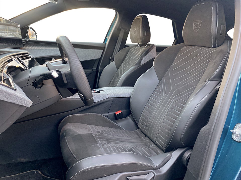 Bild på Peugeot 3008 GT Hybrid 145hk Aut - B-KAMERA, EN ÄGARE